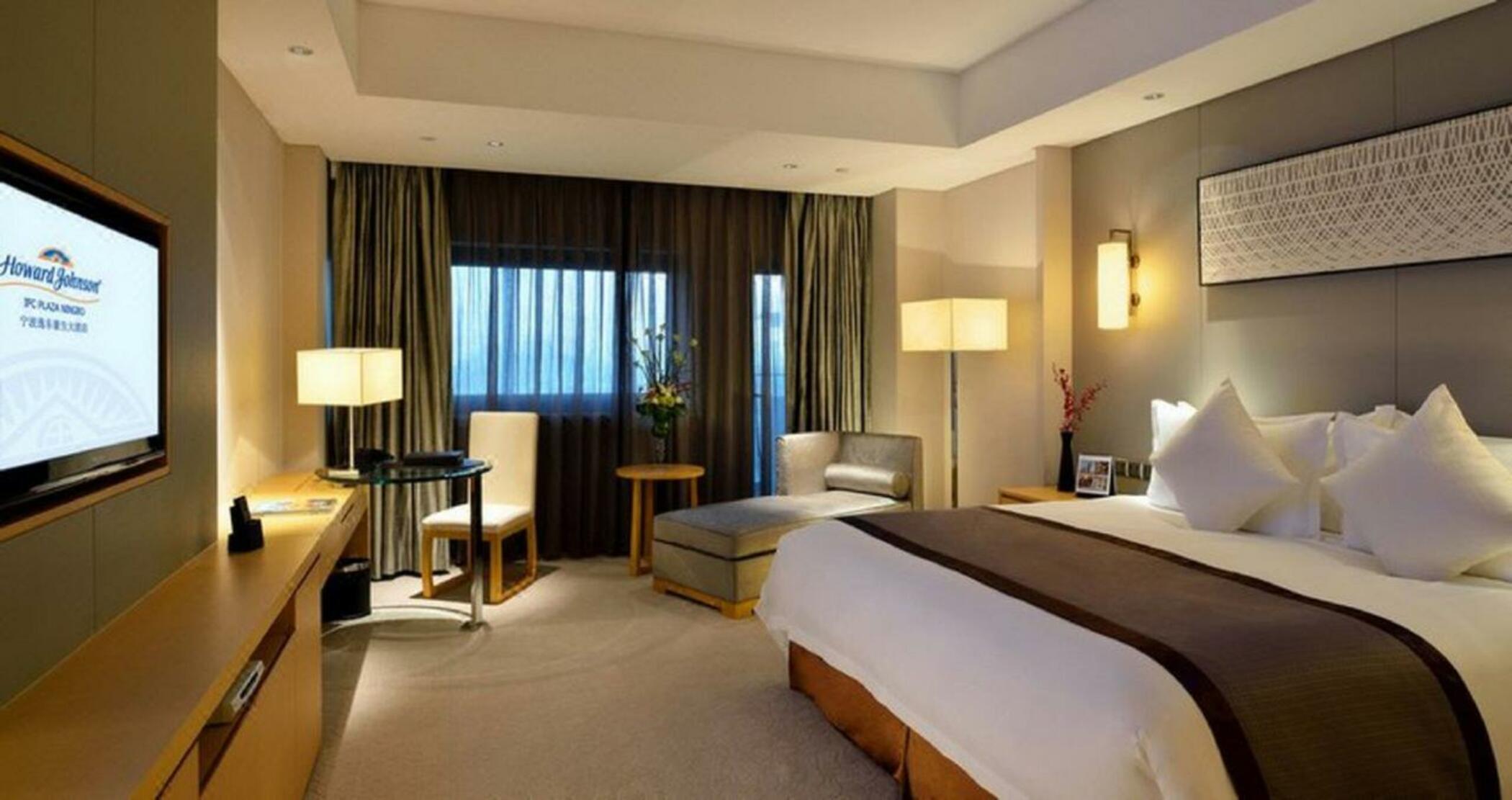 Howard Johnson Ifc Plaza Ningbo Exterior foto