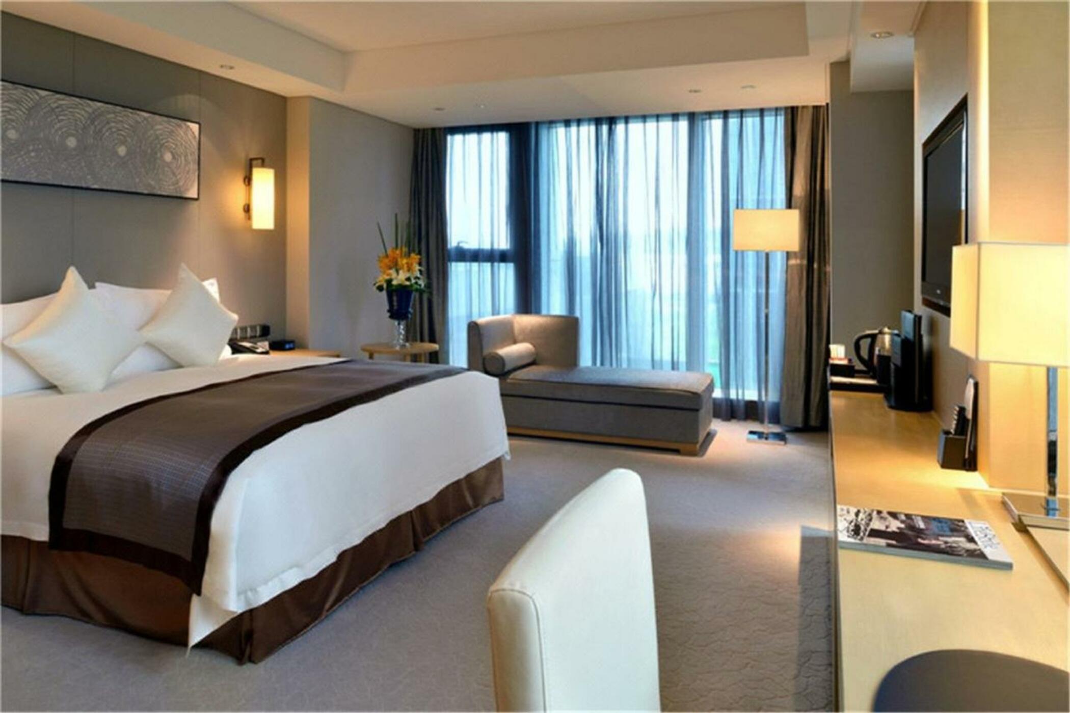 Howard Johnson Ifc Plaza Ningbo Exterior foto