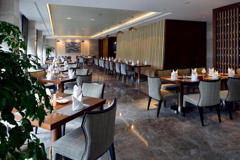 Howard Johnson Ifc Plaza Ningbo Exterior foto