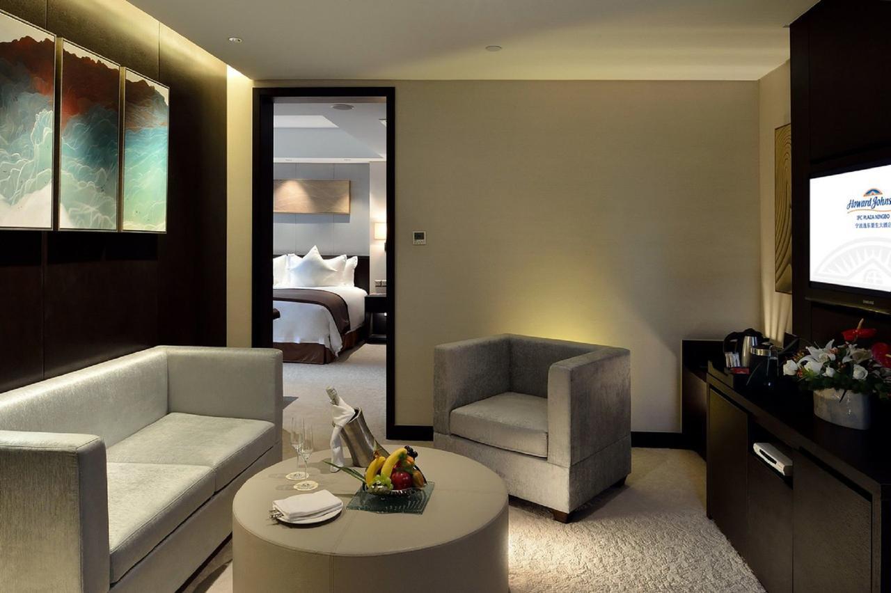 Howard Johnson Ifc Plaza Ningbo Exterior foto