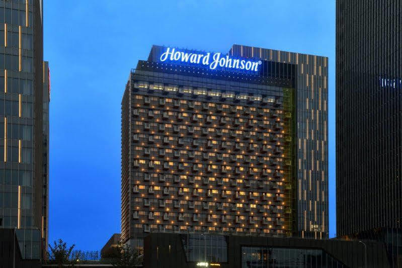 Howard Johnson Ifc Plaza Ningbo Exterior foto
